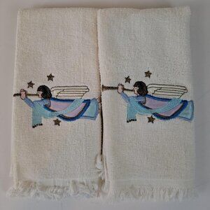 JC Penney Angels With Trumpets Finger Tip Towels Set of 2 Embroidered Metallic